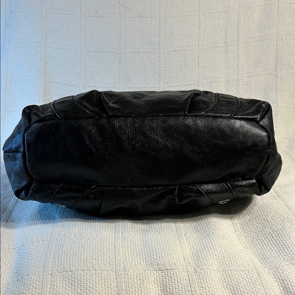 Dana Buchman Black Shoulder Bag - Picture 3 of 7
